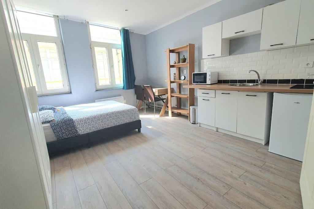 Appartement Hypercentre 301 +Wifi+Independant+ Cuisine Toilette Salle De Bain Privative Valenciennes Exterior photo